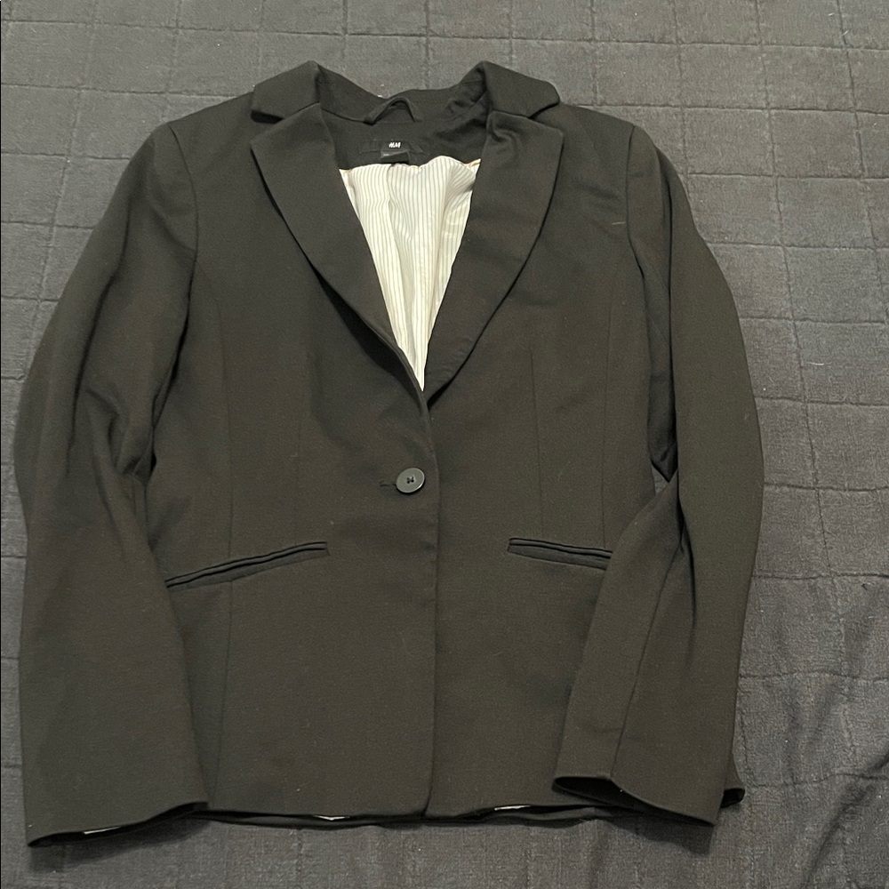 H&M Black Blazer